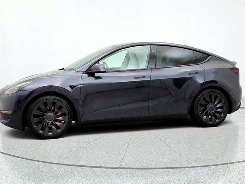 Used 2024 Tesla Model Y Performance AWD/4WD image 8