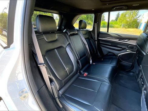 Used 2024 Jeep Grand Cherokee Limited 4xe AWD/4WD image 20