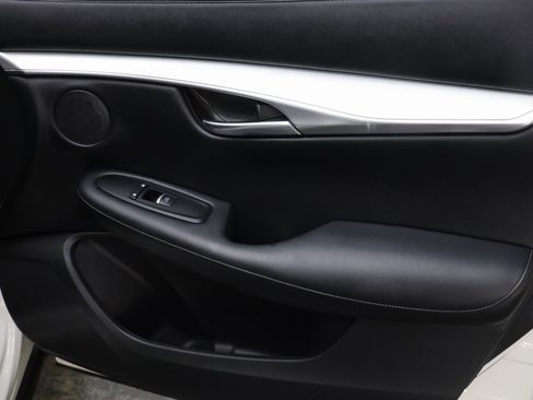 Used 2021 INFINITI QX50 Essential w/ Convenience Package image 12