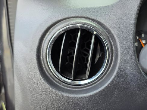 Used 2016 Jeep Patriot Latitude image 23