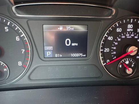 Used 2019 Kia Sorento L FWD image 2
