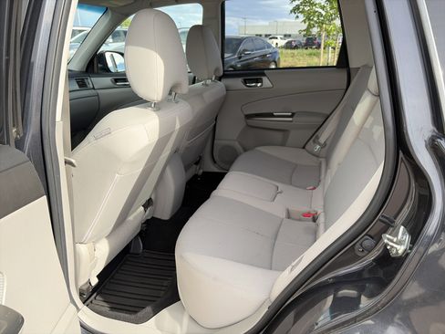 Used 2011 Subaru Forester 2.5X Premium AWD/4WD image 23
