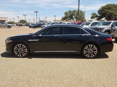 Used 2020 Lincoln Continental Reserve w/ Luxury Package AWD/4WD image 2