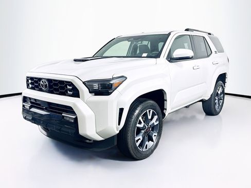 Used 2025 Toyota 4Runner TRD Sport image 3