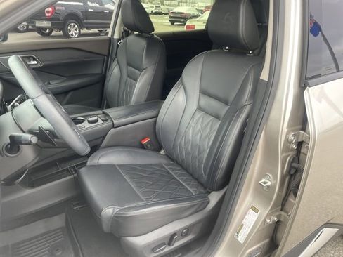 Used 2023 Nissan Rogue Platinum w/ Platinum Premium Package image 23