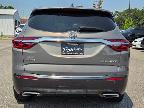 Used 2018 Buick Enclave Premium FWD image 4