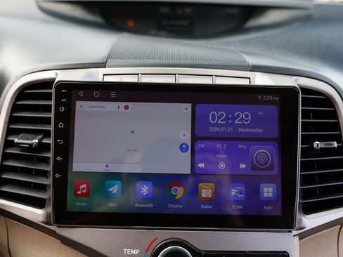 Used 2015 Toyota Venza XLE image 39