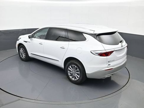 Used 2023 Buick Enclave Essence AWD/4WD image 20