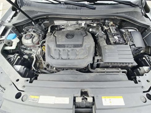 Used 2022 Volkswagen Tiguan SE AWD/4WD image 17