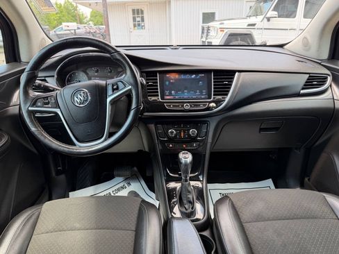 Used 2018 Buick Encore Sport Touring AWD/4WD image 10