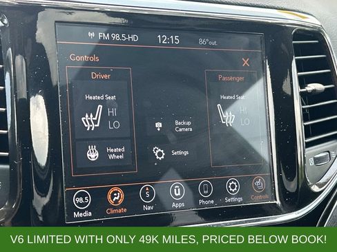 Used 2021 Jeep Grand Cherokee Limited AWD/4WD image 32