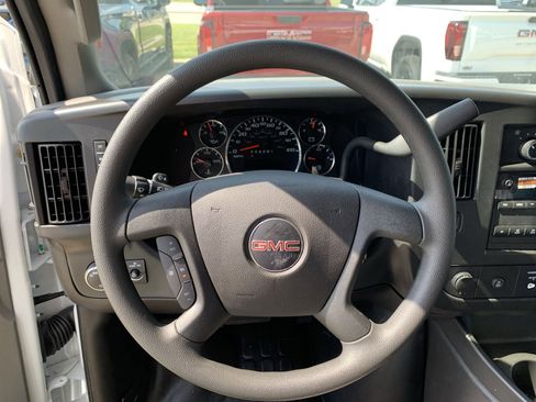 New 2025 GMC Savana 3500 Extended w/ Power Convenience Package RWD image 26