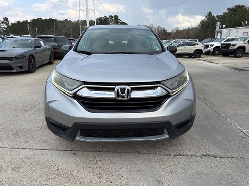 Used 2018 Honda CR-V LX image 9