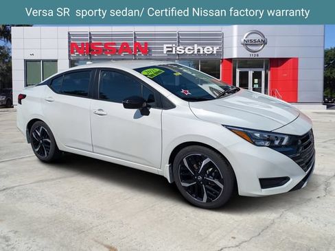Certified 2025 Nissan Versa SR w/ Trunk Package FWD image 1