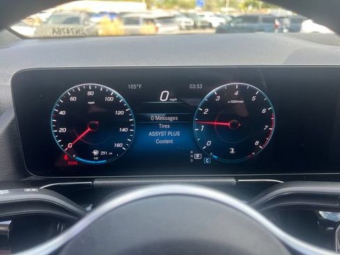 Used 2022 Mercedes-Benz GLA 250 4MATIC image 7
