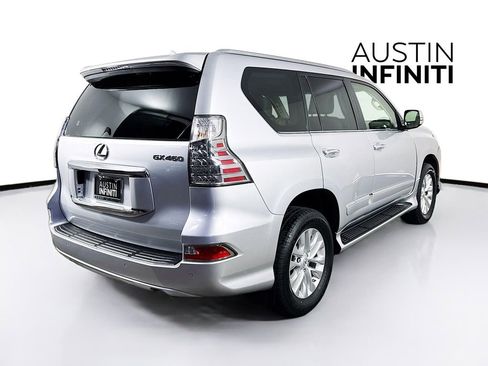 Used 2015 Lexus GX 460 w/ Premium Package image 8