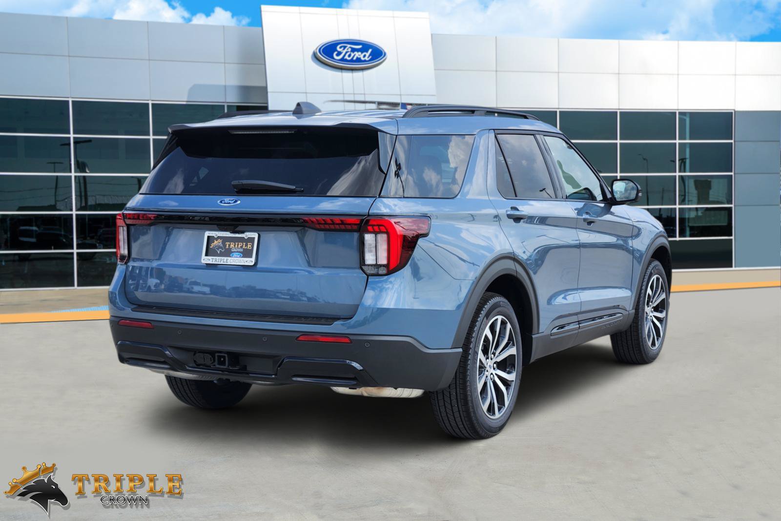 New 2026 Ford Explorer ST-Line RWD image 5