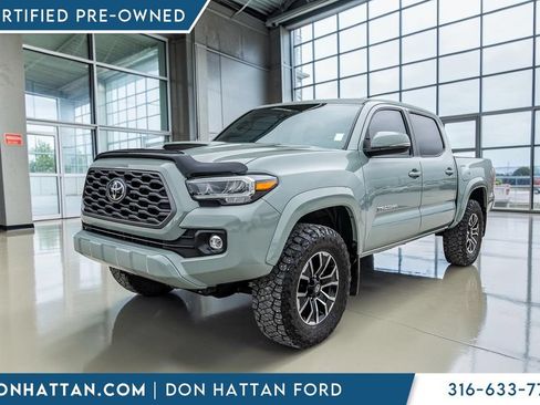 Used 2023 Toyota Tacoma TRD Sport w/ Technology Package AWD/4WD image 24