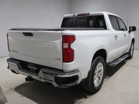 Used 2021 Chevrolet Silverado 1500 LTZ w/ Z71 Off-Road Package AWD/4WD image 2