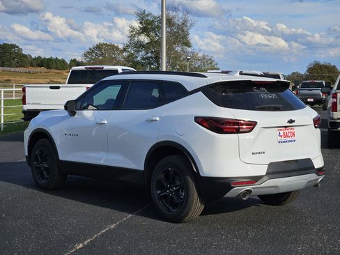 New 2026 Chevrolet Blazer LT image 4