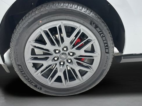 Used 2025 Ford Expedition Max Platinum w/ Stealth Performance Package AWD/4WD image 9