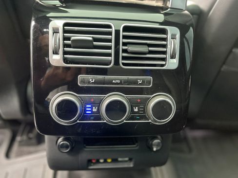 Used 2014 Land Rover Range Rover Supercharged image 34