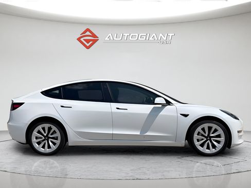 Used 2023 Tesla Model 3 Standard Range RWD image 12
