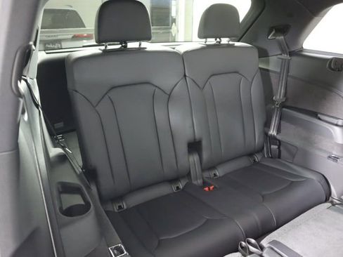 New 2026 Audi Q7 3.0T Premium Plus image 24