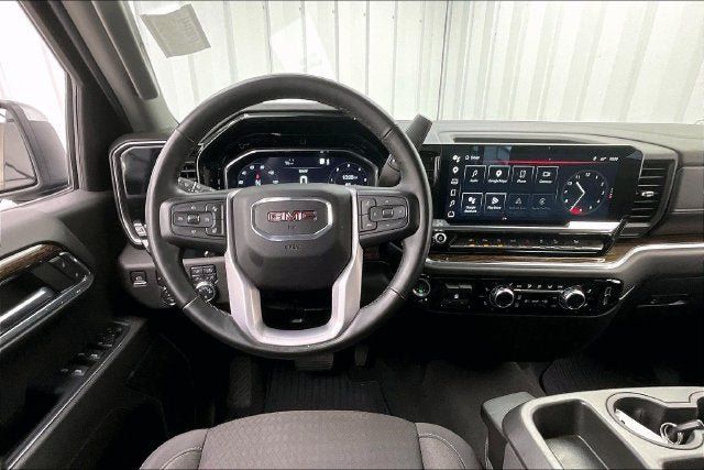 Certified 2023 GMC Sierra 1500 SLE w/ Preferred Package AWD/4WD image 5