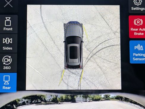 New 2026 Volvo XC60 B5 Plus w/ Protection Package Premier image 25