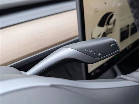 Used 2023 Tesla Model Y Long Range image 12