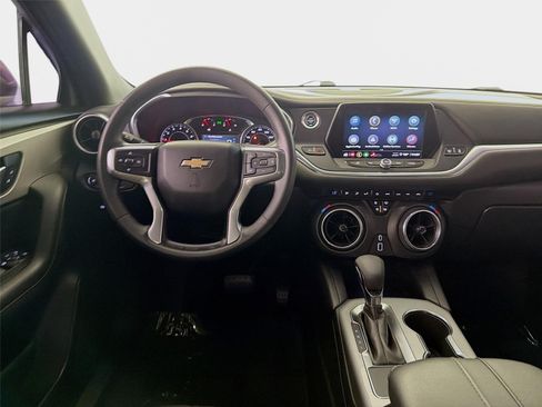 Used 2021 Chevrolet Blazer LT FWD image 23
