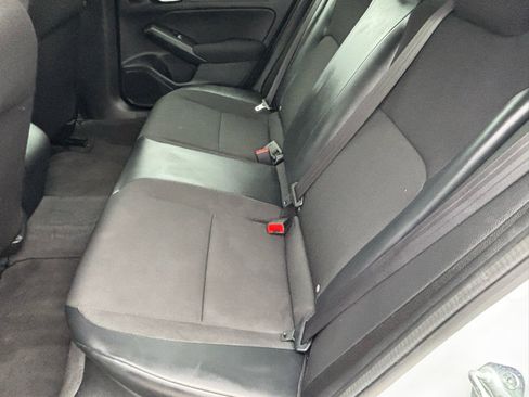 Used 2022 Honda Civic Sport image 5