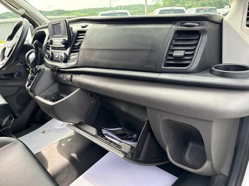Used 2023 Ford Transit 250 148 High Roof Extended AWD image 39