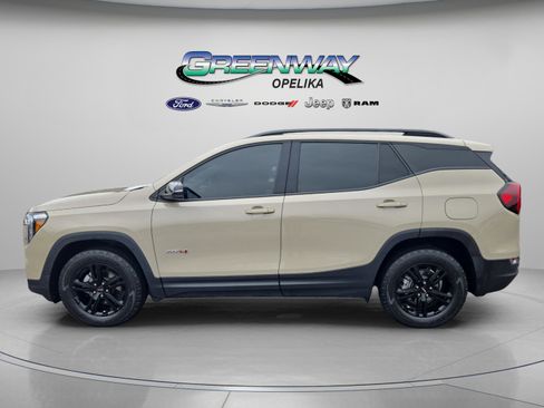 Used 2022 GMC Terrain AT4 w/ Infotainment Package II image 4