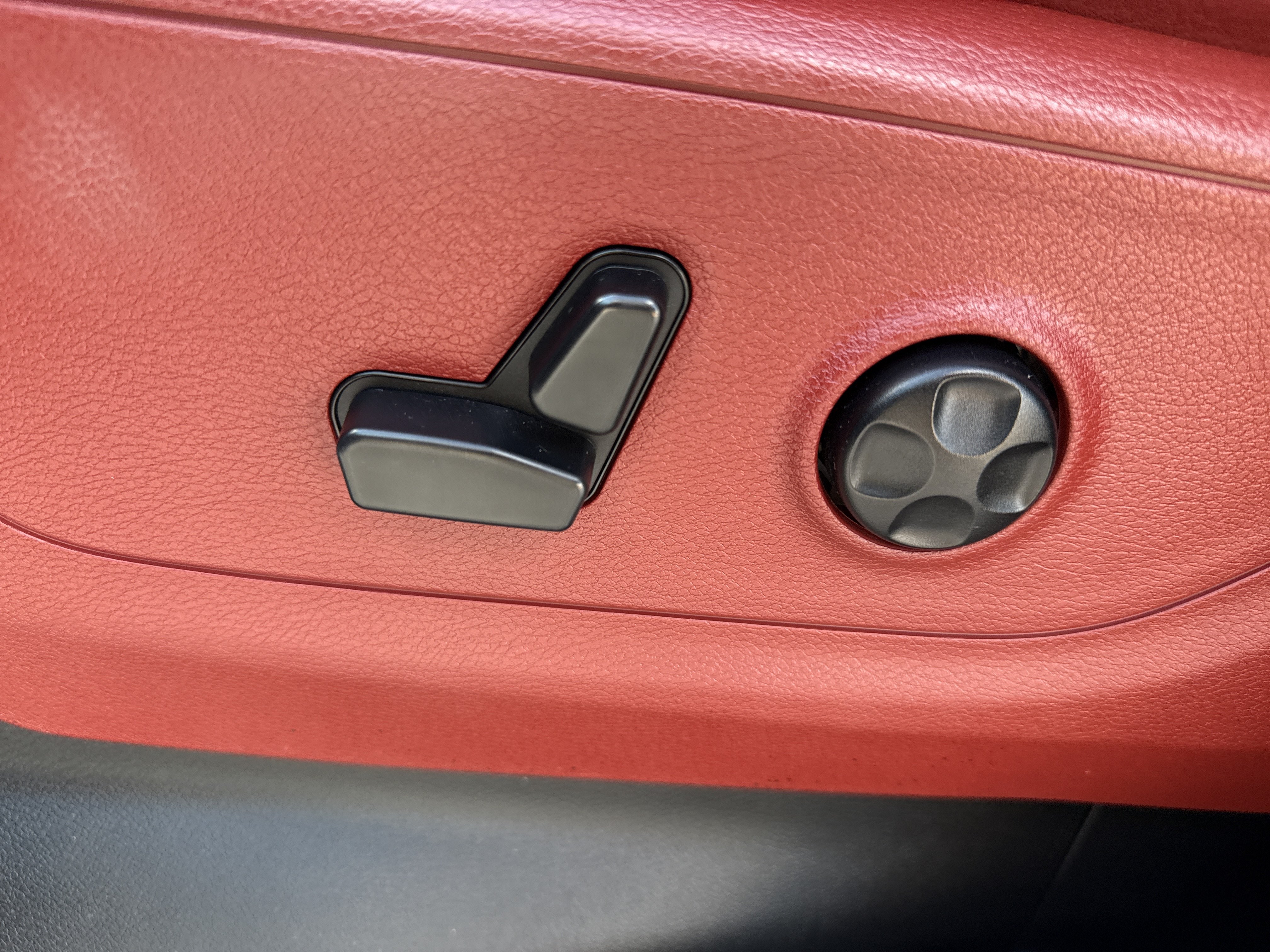 Used 2019 RAM 1500 Rebel w/ Rebel Level 2 Equipment Group AWD/4WD image 11