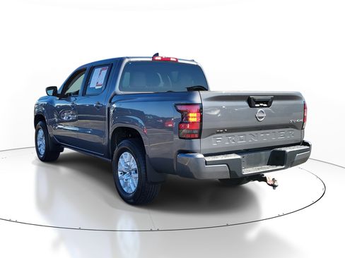 Used 2023 Nissan Frontier SV w/ Tow Package image 3
