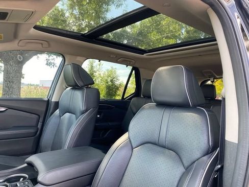 Used 2023 Honda Pilot Elite image 17