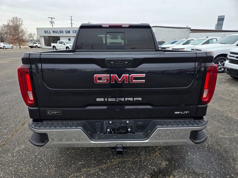 Used 2022 GMC Sierra 1500 SLT w/ SLT Convenience Package AWD/4WD image 5