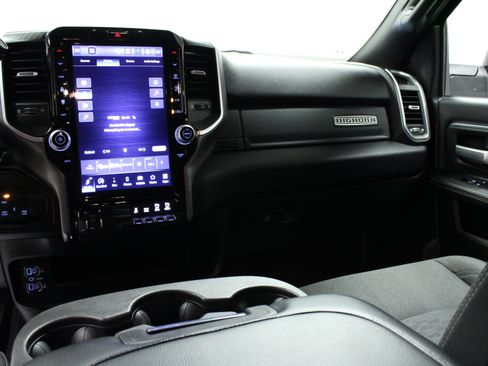 Used 2026 RAM 2500 Big Horn AWD/4WD image 19