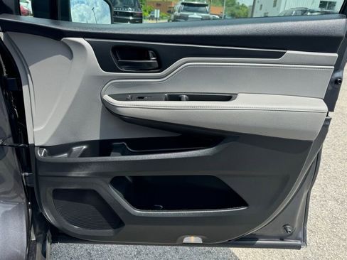 Used 2023 Honda Odyssey EX image 20
