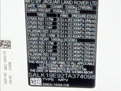 New 2026 Land Rover Range Rover Autobiography AWD/4WD image 17