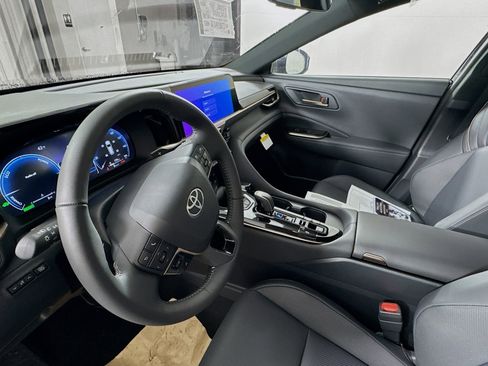 New 2026 Toyota Crown Signia image 6