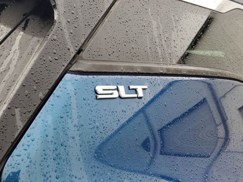 Used 2021 GMC Terrain SLT FWD image 8