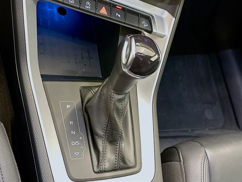 Used 2022 Audi Q3 2.0T Premium Plus w/ Premium Plus Package image 24