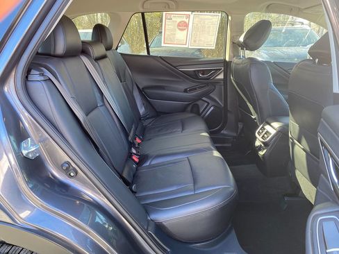 Used 2022 Subaru Outback Limited AWD/4WD image 28