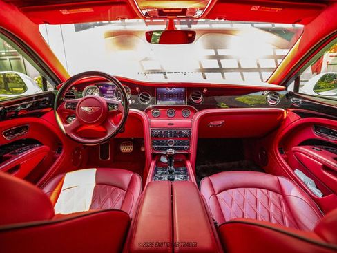 Used 2019 Bentley Mulsanne Speed image 50