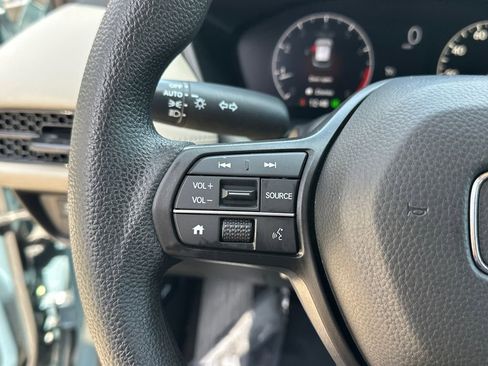 Used 2025 Honda HR-V LX image 22