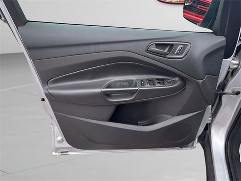 Used 2016 Ford Escape S image 6