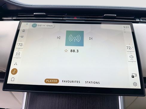 Used 2024 Land Rover Range Rover SE image 28